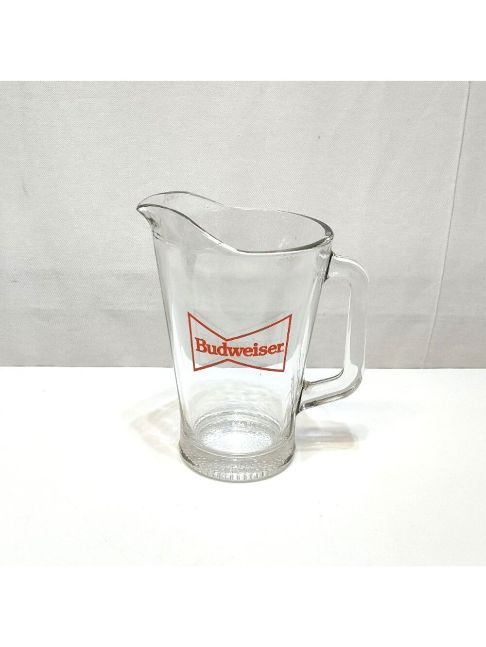 Budweiser Bowtie Glass Beer Pitcher Handle Pour Spout – 60 oz Capacity Vintage